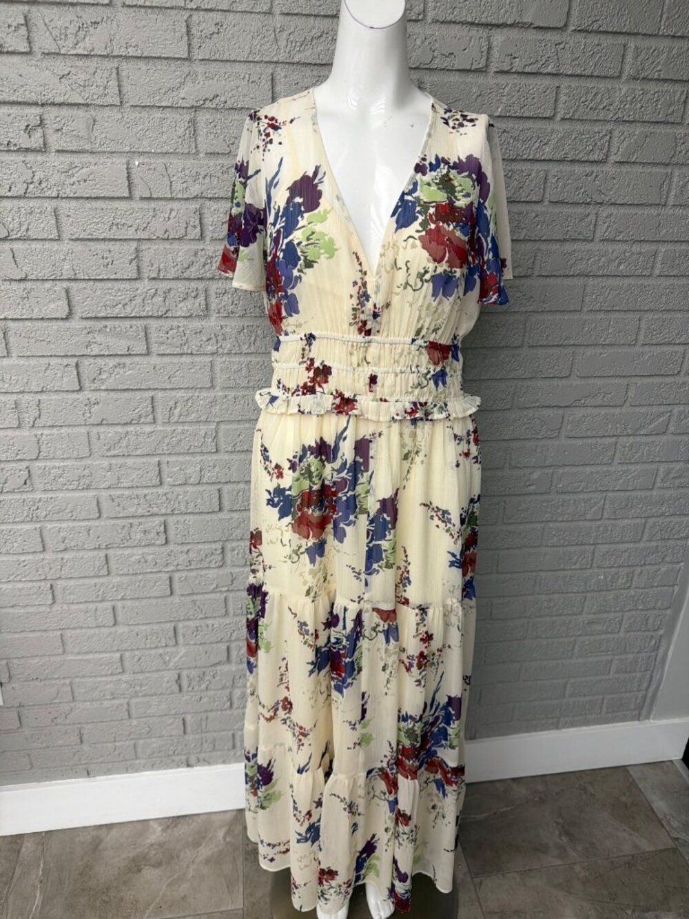 Express Women's Ruffle V-Neck Tiered Chiffon Maxi Dress M
